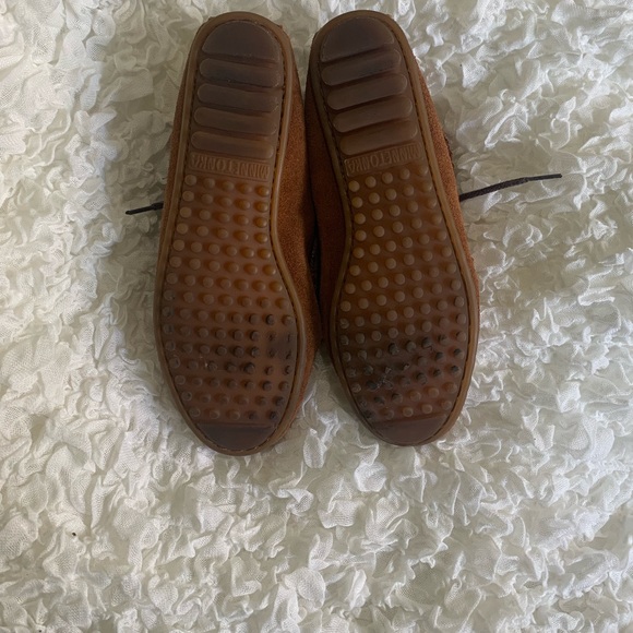 MINNETONKA shoes - Picture 5 of 6